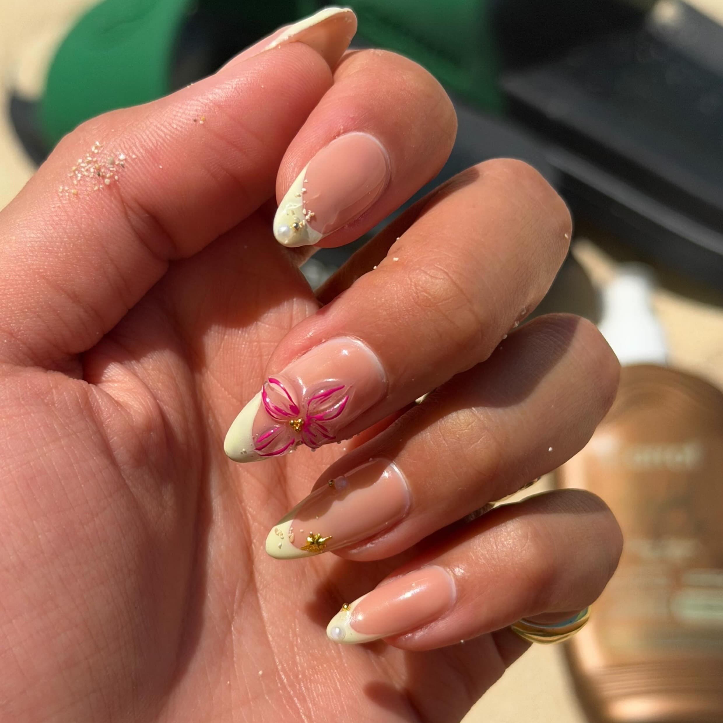 Luxury nail art